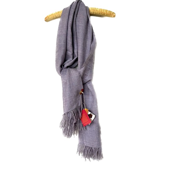 NWOT KUNA 100% baby Alpaca SCARF pale lavender purple w. fringe made in Peru - Picture 2 of 7